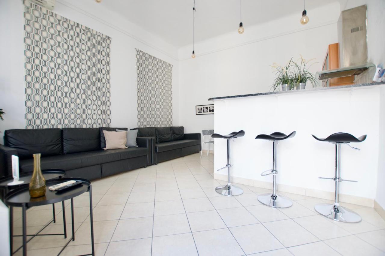 Budget Apartment By Hi5 - Center Of The Center Budapest Kültér fotó