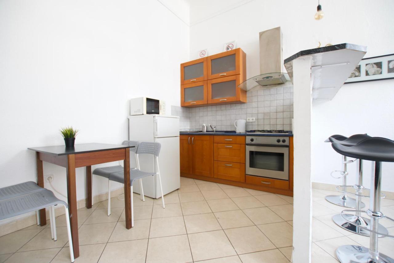 Budget Apartment By Hi5 - Center Of The Center Budapest Kültér fotó